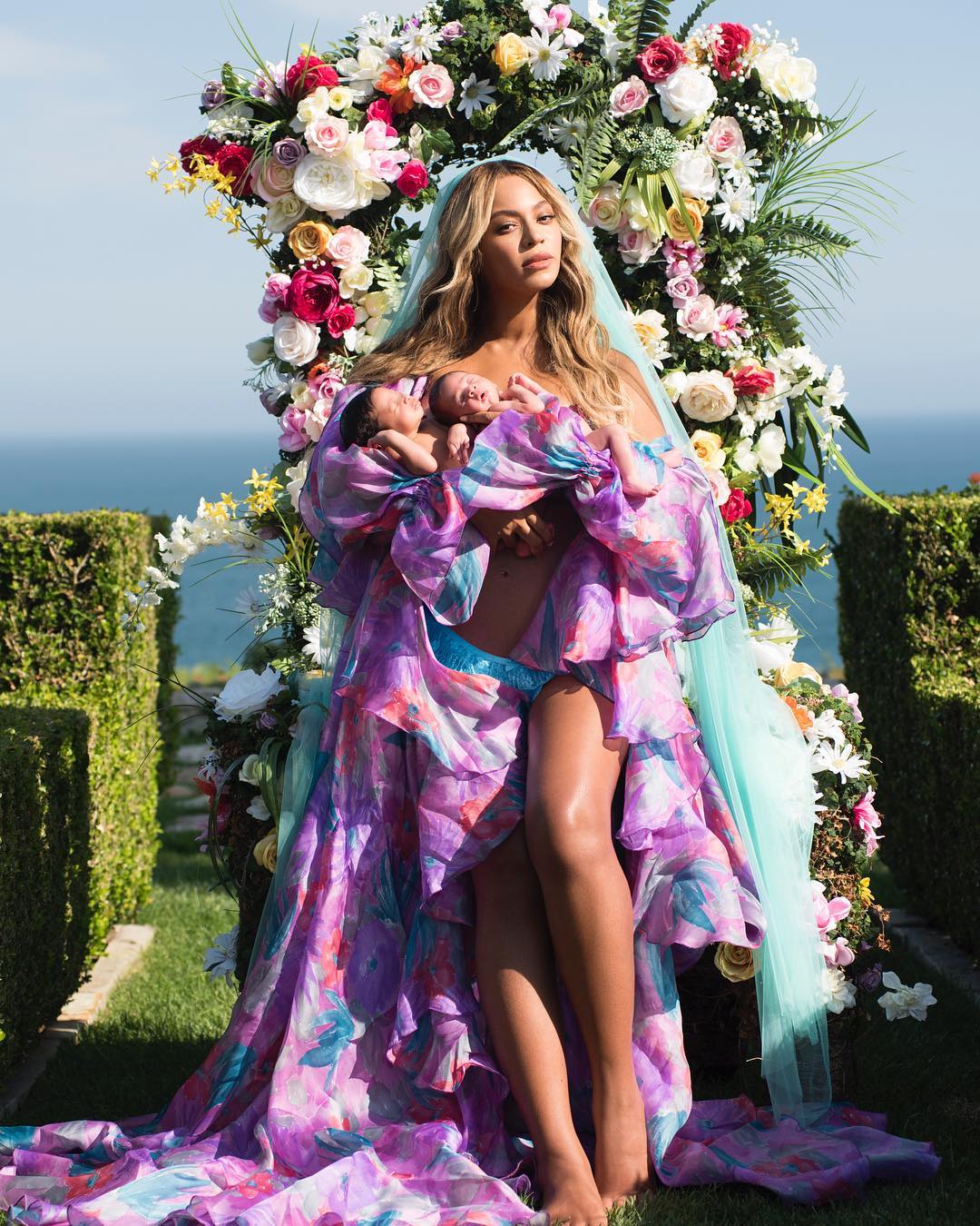 Sir and Rumi carter